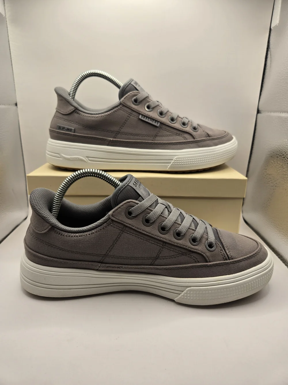 Skechers Men's Hands Free Slip-ins: Arch Fit Arcade. Mens 7.5